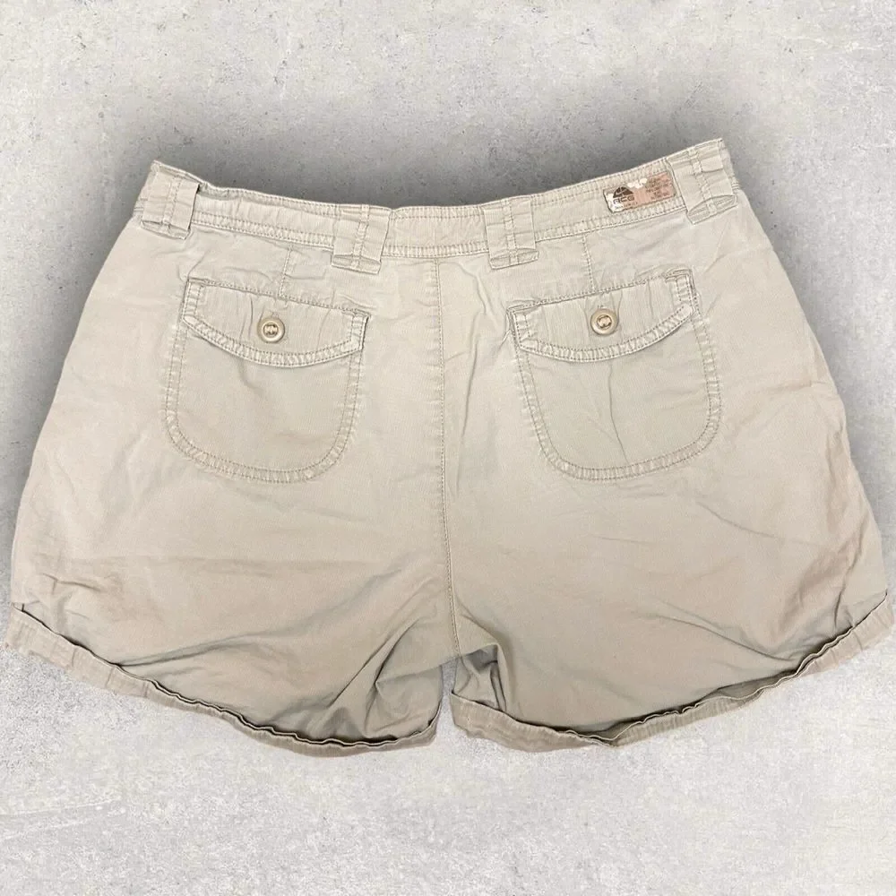 Nike ACG Women's Khaki Shorts Size 8 back pockets‎ tan 34 waist